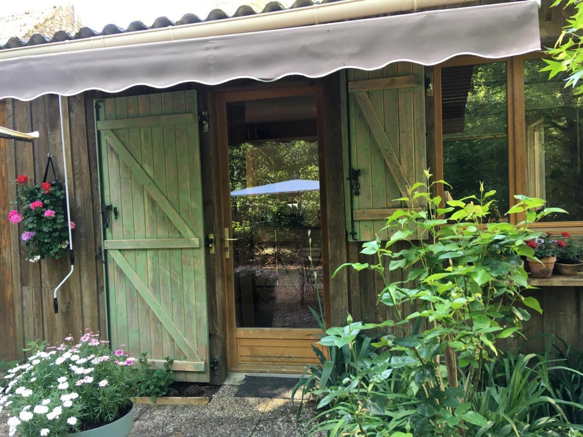 トレモラ Bed And B Les Truffieres Bed & Breakfast エクステリア 写真